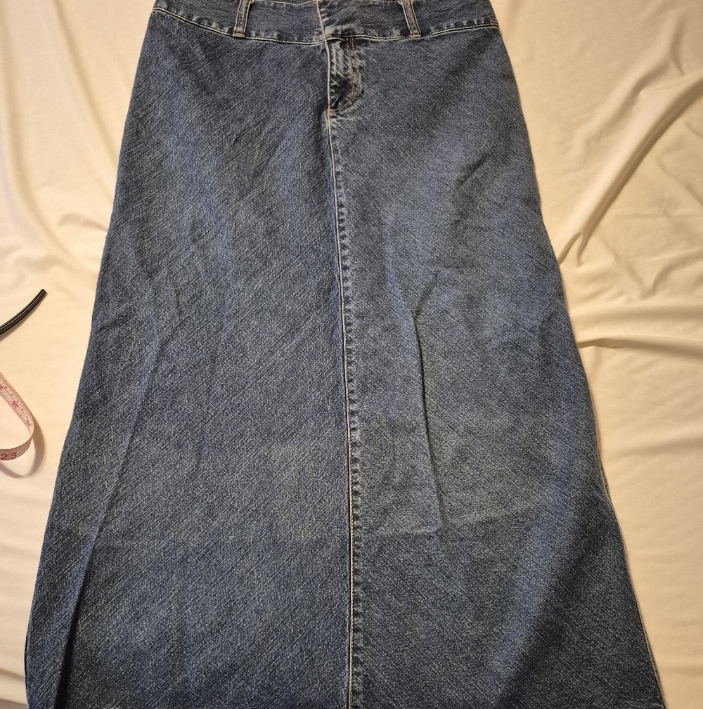 Old Navy Denim Skirt Size 8
